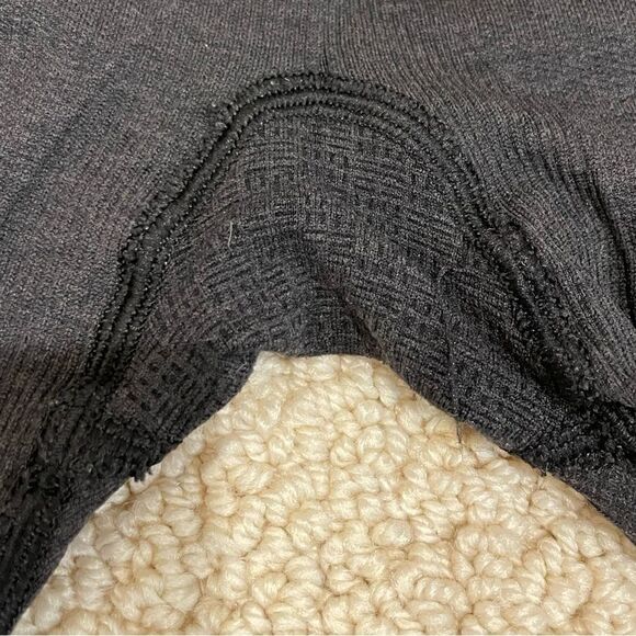EUC Lululemon Seamless Ebb Legging Charcoal Sz. 4 - Picture 4 of 5